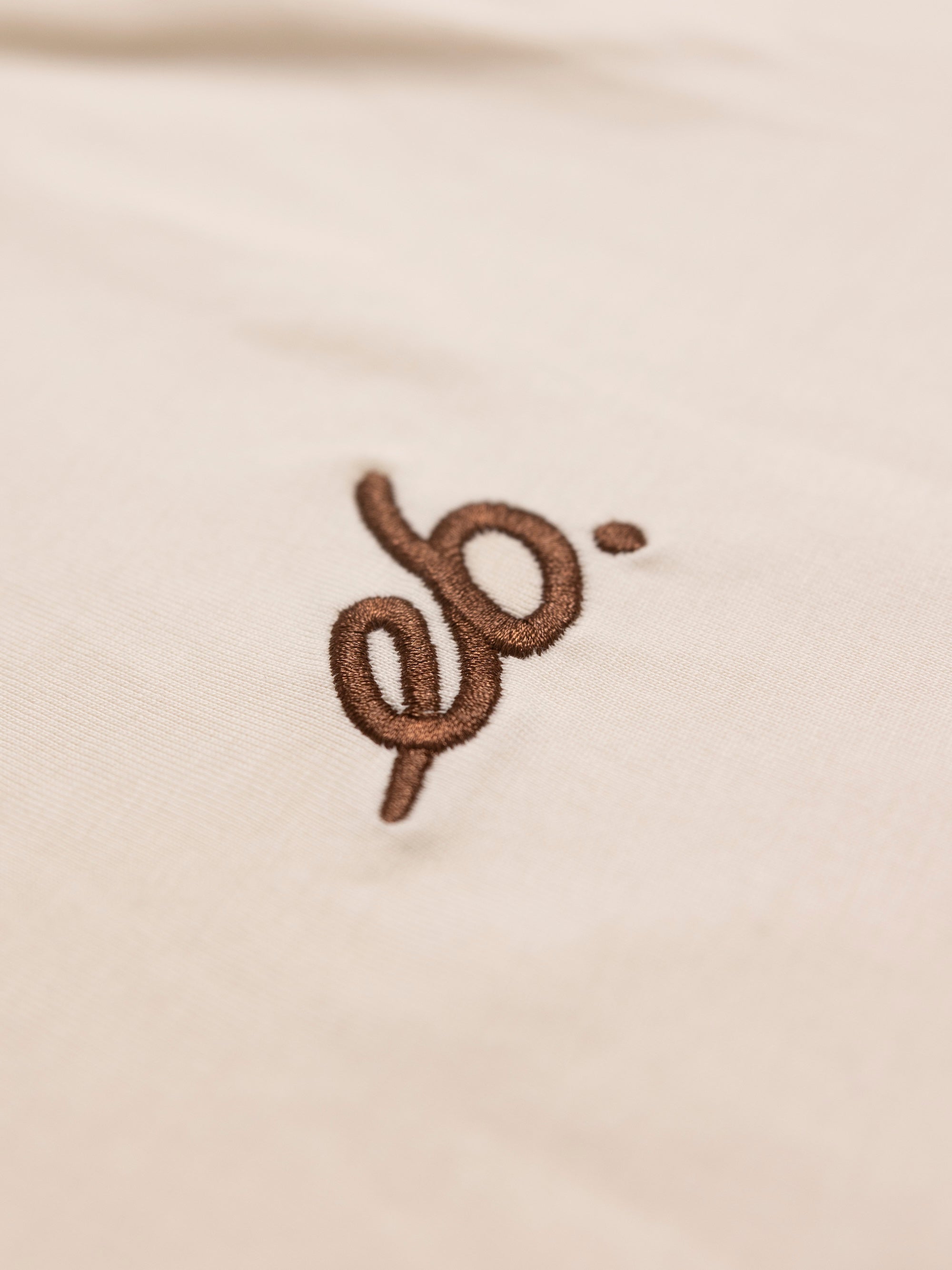 Ecru eb. Classic T-shirt